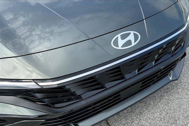 new 2025 Hyundai Elantra car, priced at $28,090