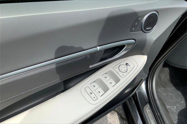 new 2025 Hyundai Sonata Hybrid car, priced at $39,030