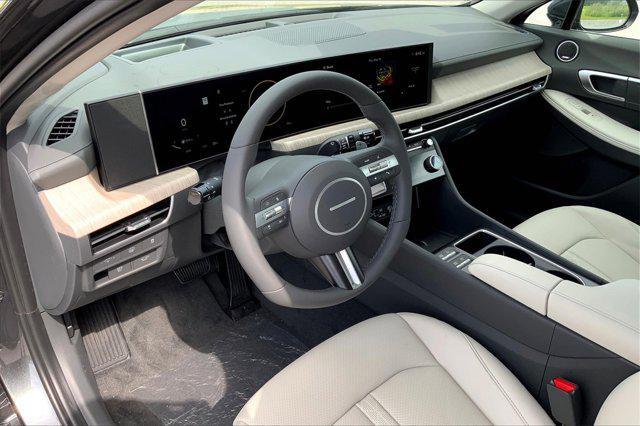 new 2025 Hyundai Sonata Hybrid car, priced at $39,030