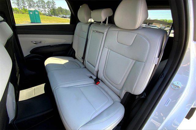 new 2025 Hyundai TUCSON Hybrid car, priced at $43,690