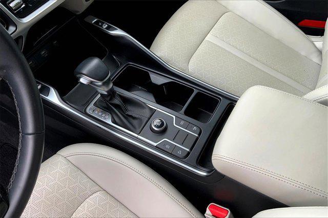 used 2022 Kia Sorento car, priced at $26,256
