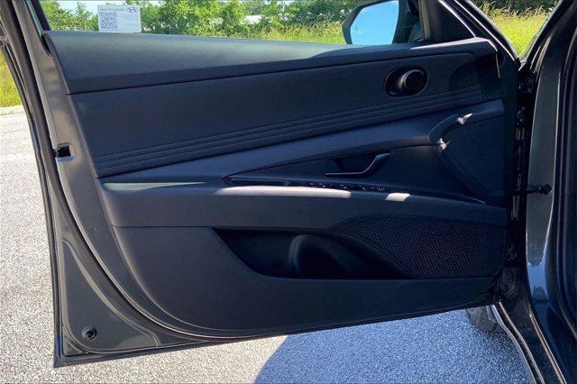 new 2025 Hyundai Elantra car, priced at $28,685