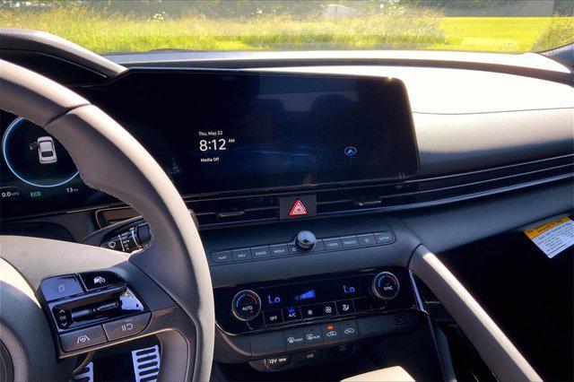 new 2025 Hyundai Elantra car, priced at $28,685