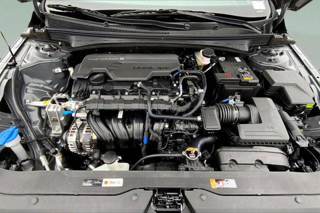 new 2025 Hyundai Elantra car, priced at $26,713