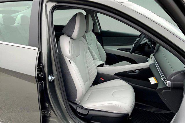 new 2025 Hyundai Elantra car, priced at $26,713