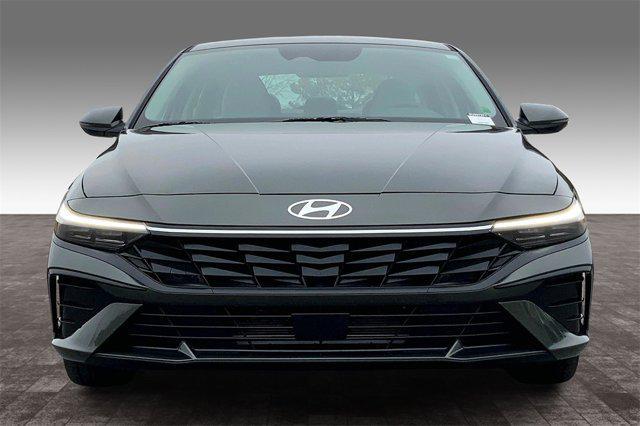 new 2025 Hyundai Elantra car, priced at $27,713