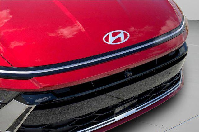 new 2025 Hyundai Sonata Hybrid car, priced at $37,183