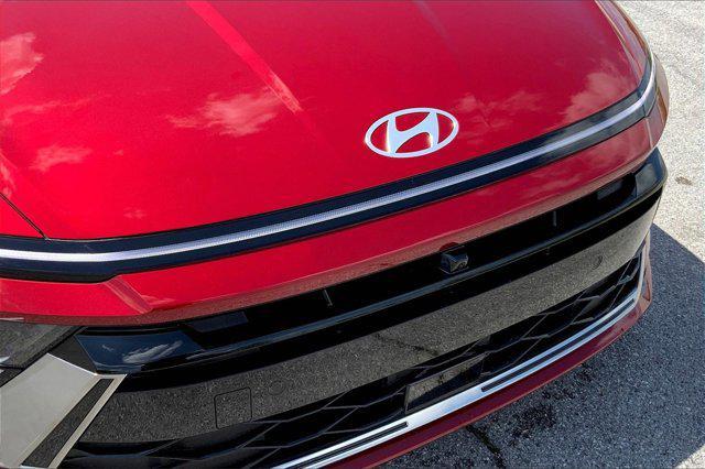 new 2025 Hyundai Sonata Hybrid car, priced at $39,234