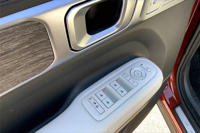 new 2025 Hyundai Santa Fe car, priced at $46,674