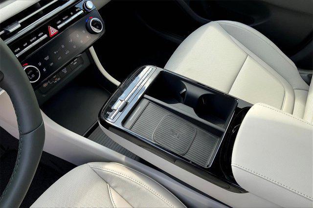 new 2025 Hyundai TUCSON Hybrid car, priced at $42,137