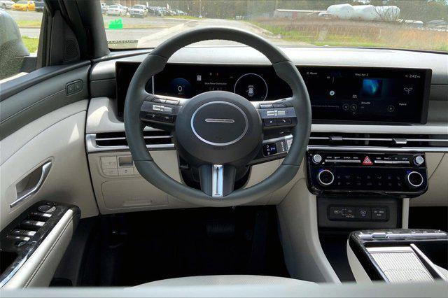 new 2025 Hyundai TUCSON Hybrid car, priced at $42,137