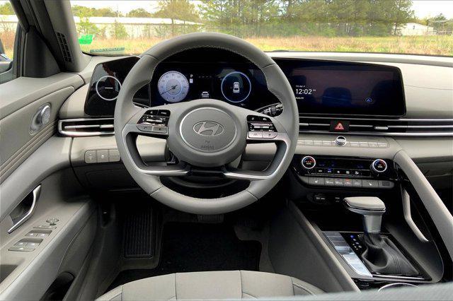 new 2025 Hyundai Elantra car, priced at $26,723
