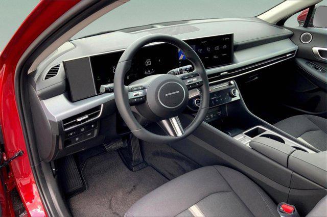 new 2025 Hyundai Sonata Hybrid car, priced at $30,575