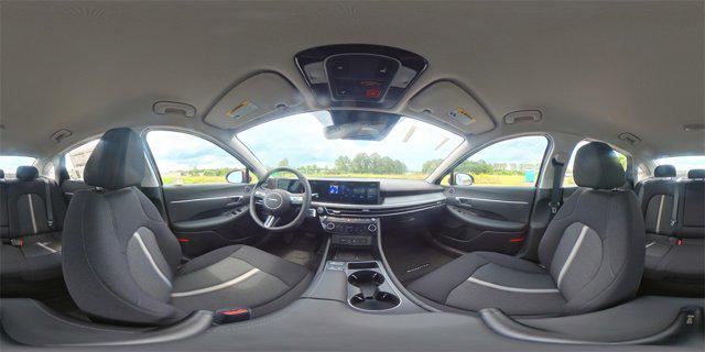new 2025 Hyundai Sonata Hybrid car, priced at $31,675