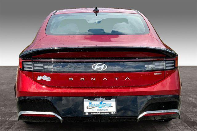 new 2025 Hyundai Sonata Hybrid car, priced at $31,675