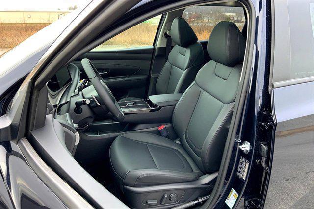 new 2025 Hyundai TUCSON Hybrid car, priced at $37,820