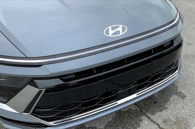 new 2025 Hyundai Sonata Hybrid car, priced at $32,290