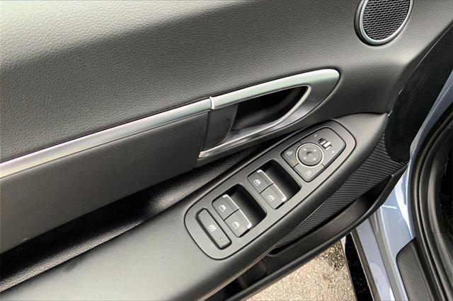 new 2025 Hyundai Sonata Hybrid car, priced at $32,290