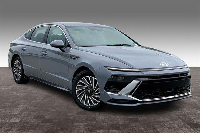 new 2025 Hyundai Sonata Hybrid car, priced at $32,290