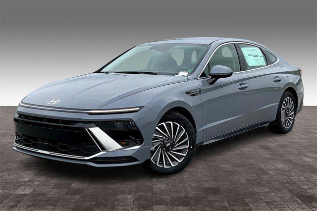 new 2025 Hyundai Sonata Hybrid car, priced at $32,290