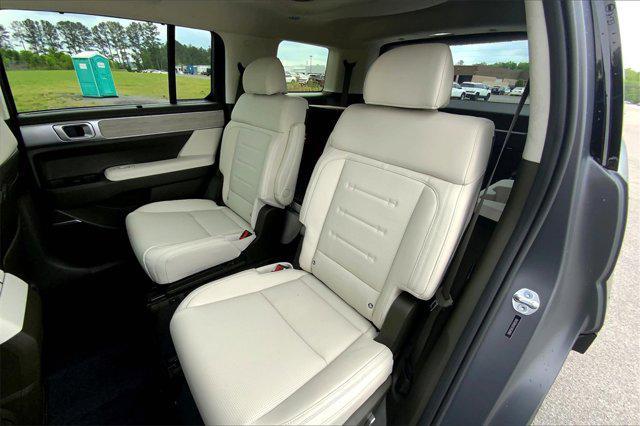 new 2025 Hyundai SANTA FE HEV car, priced at $49,888