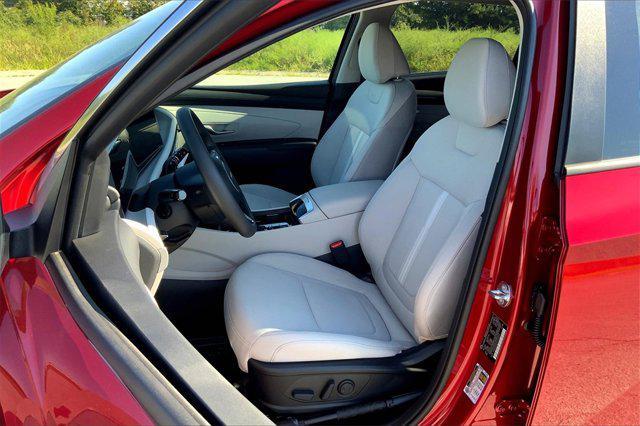 new 2025 Hyundai Tucson car, priced at $31,990