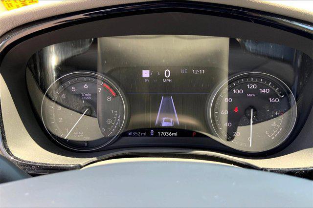 used 2023 Cadillac XT6 car, priced at $44,274