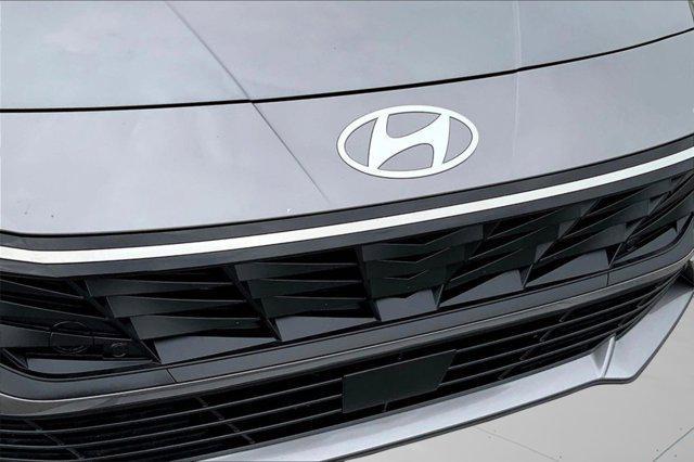 new 2025 Hyundai Elantra car, priced at $26,095
