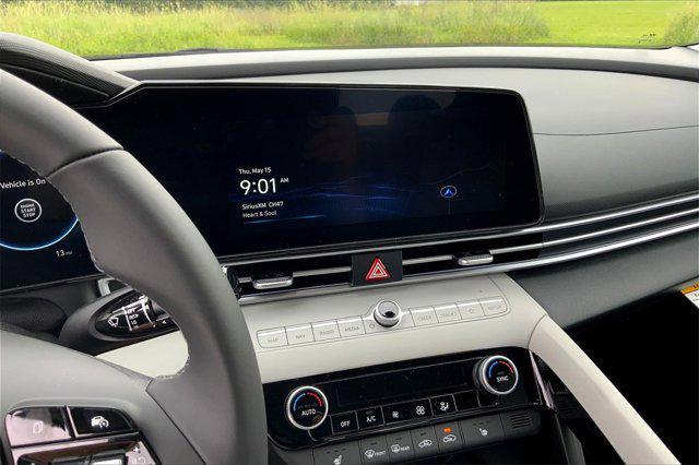new 2025 Hyundai Elantra car, priced at $28,095