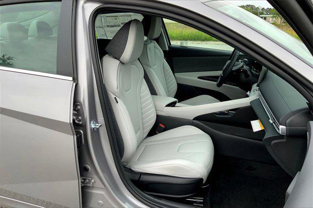 new 2025 Hyundai Elantra car, priced at $28,095