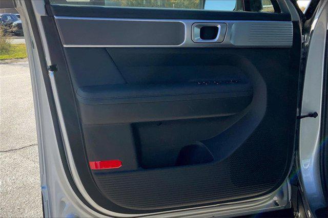 new 2025 Hyundai Santa Fe car, priced at $41,591