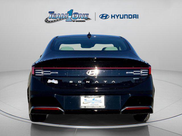 new 2025 Hyundai Sonata Hybrid car, priced at $30,735