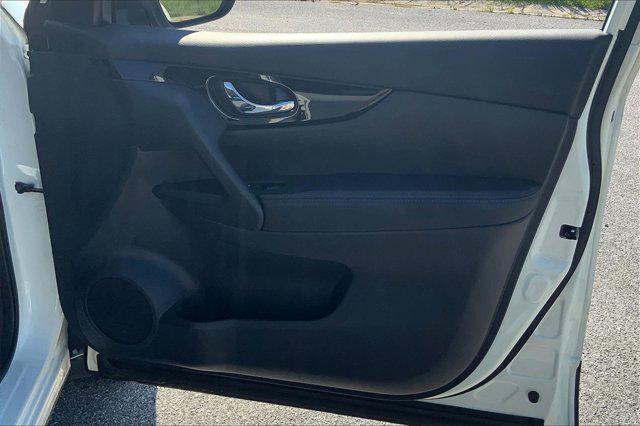 used 2022 Nissan Rogue Sport car, priced at $21,998