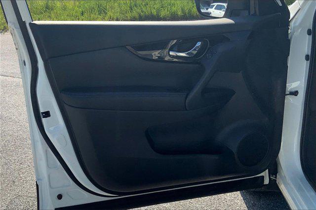 used 2022 Nissan Rogue Sport car, priced at $21,998
