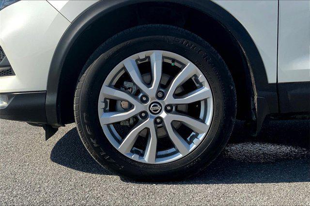 used 2022 Nissan Rogue Sport car, priced at $21,998