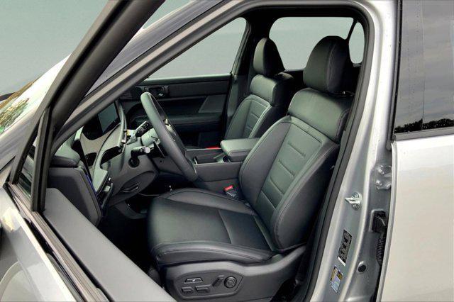 new 2025 Hyundai Santa Fe car, priced at $44,675