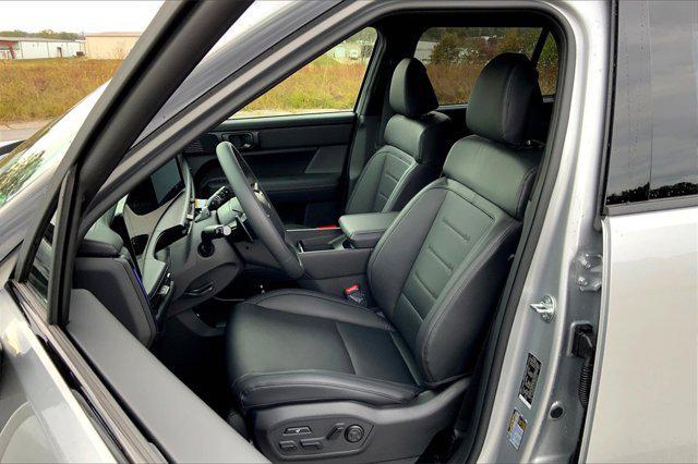 new 2025 Hyundai Santa Fe car, priced at $47,567