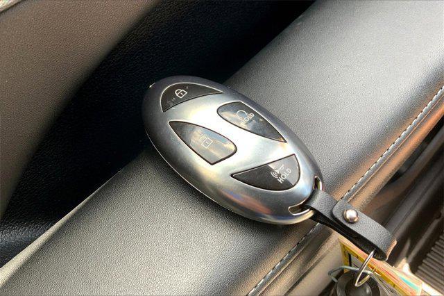 used 2024 Hyundai Sonata Hybrid car, priced at $31,792