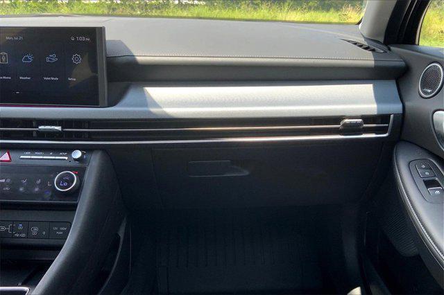 used 2024 Hyundai Sonata Hybrid car, priced at $31,792