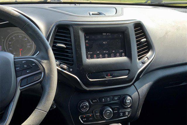 used 2020 Jeep Cherokee car, priced at $16,096