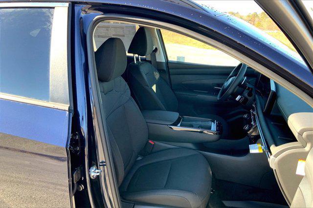 new 2025 Hyundai TUCSON Hybrid car, priced at $34,715