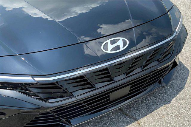 new 2025 Hyundai Elantra car, priced at $30,875