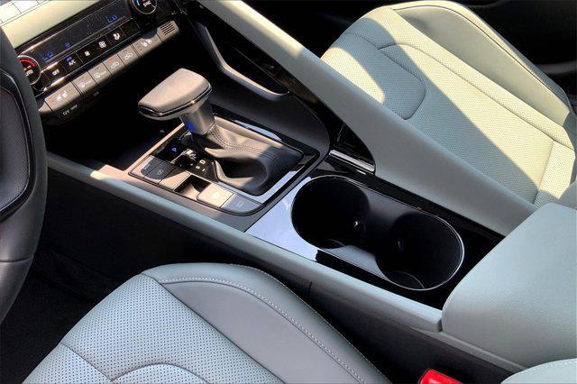 new 2025 Hyundai Elantra car, priced at $30,875