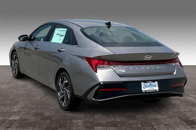 new 2024 Hyundai Elantra car, priced at $23,613