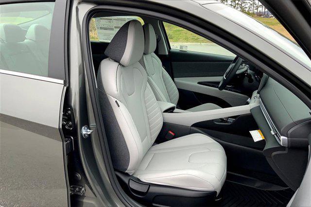 new 2025 Hyundai Elantra car, priced at $27,582