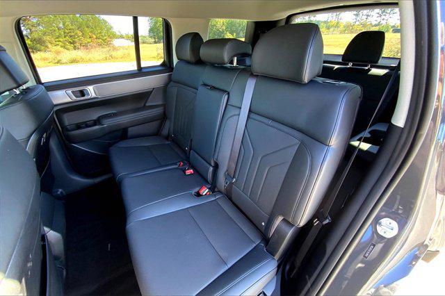 new 2025 Hyundai Santa Fe car, priced at $39,634