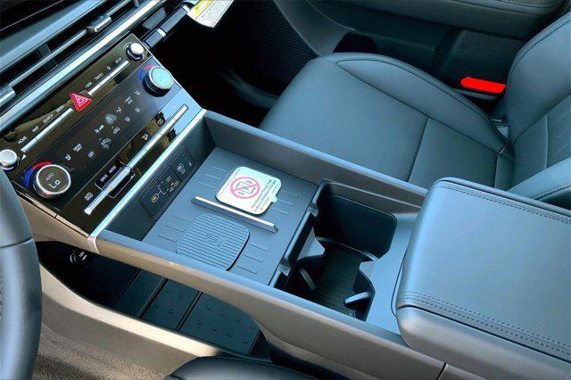 new 2025 Hyundai Santa Fe car, priced at $39,634