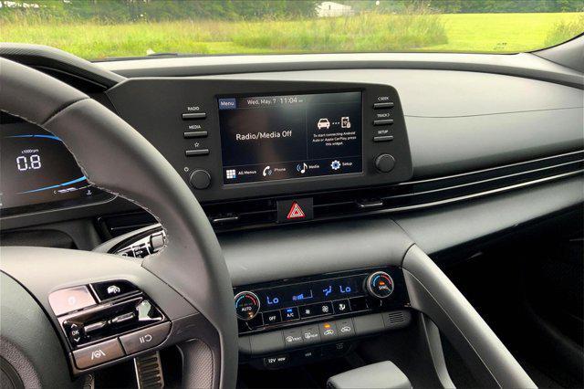 new 2025 Hyundai Elantra car, priced at $24,314
