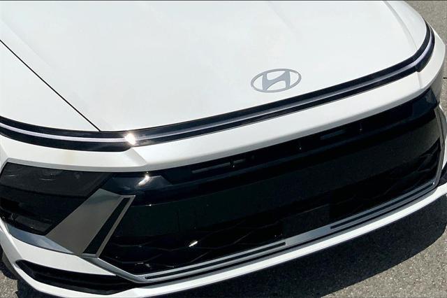 new 2024 Hyundai Sonata car, priced at $27,284