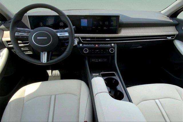 new 2025 Hyundai Sonata Hybrid car, priced at $30,955